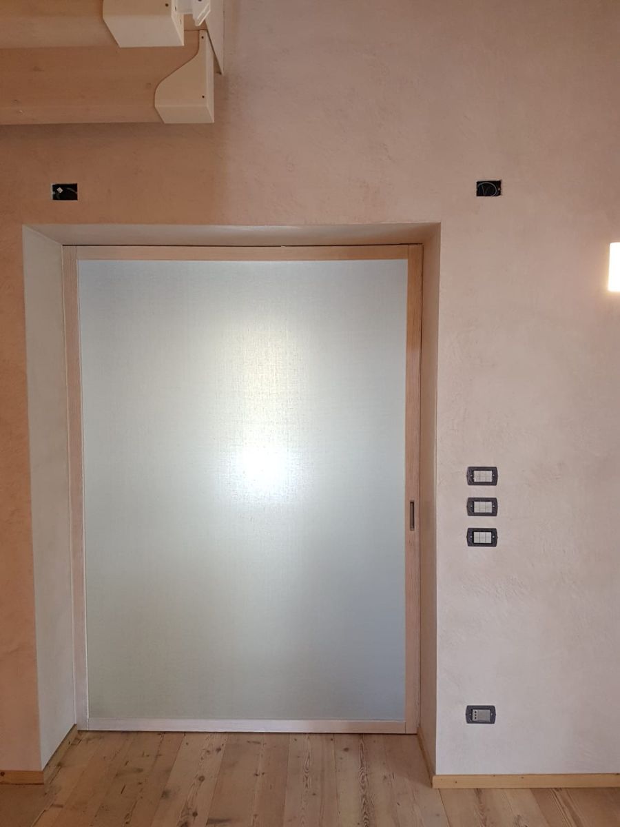 porta con vetro satinato