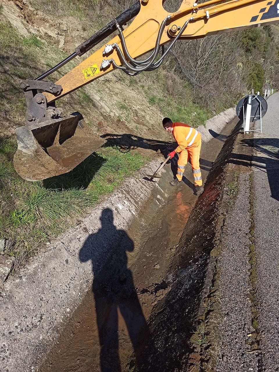 lavori di canalizzazione acque piovane