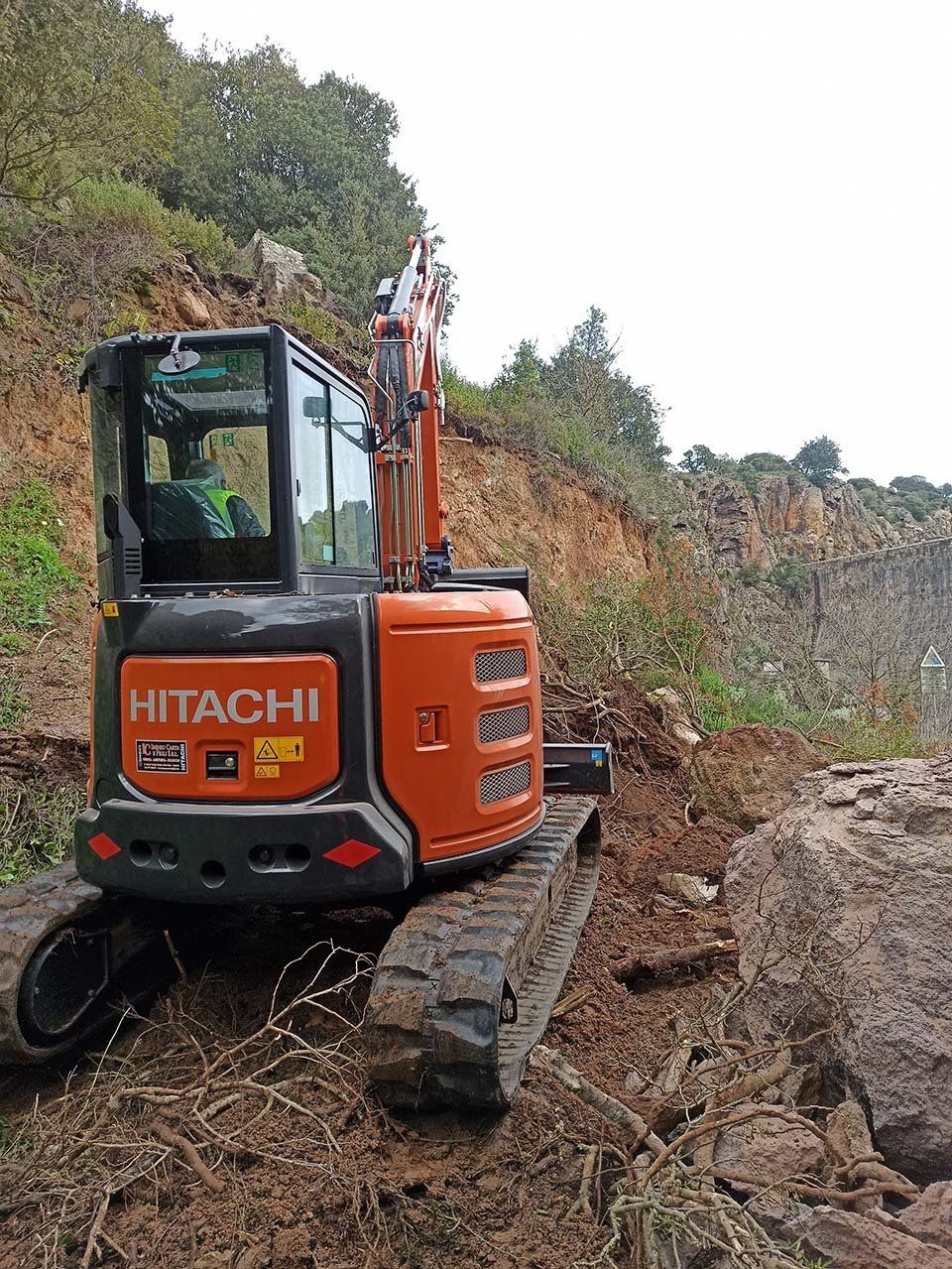 mezzo per lavori di sbancamento