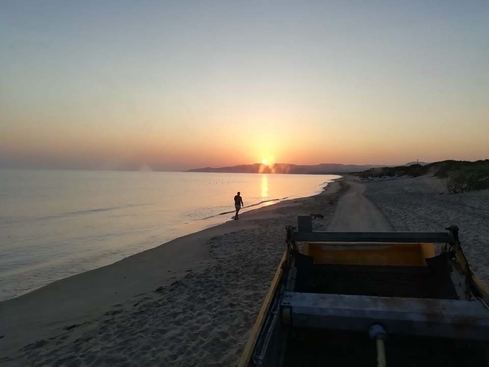 spiaggia dopo la pulizia