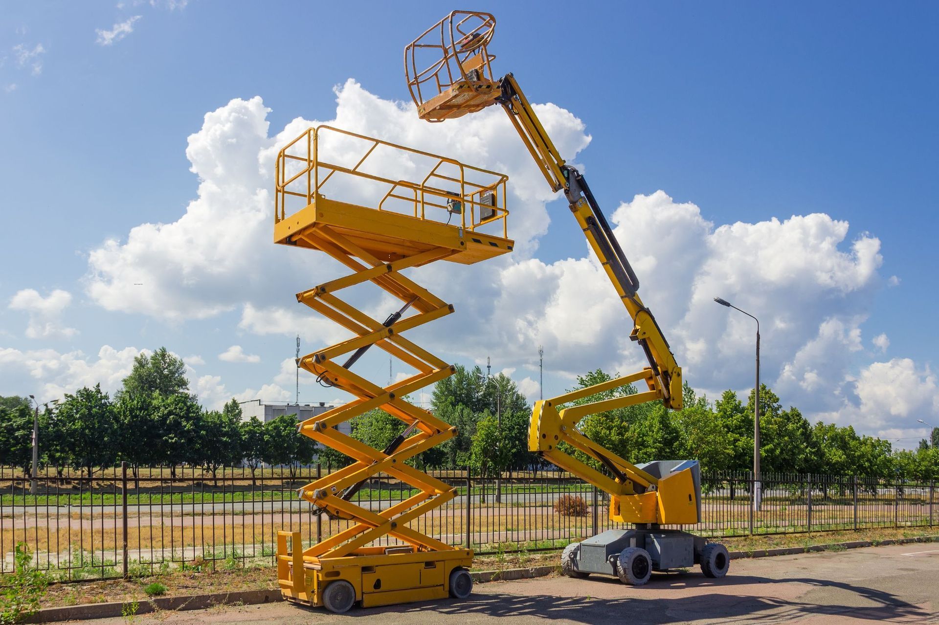 Boom and scissor lift training