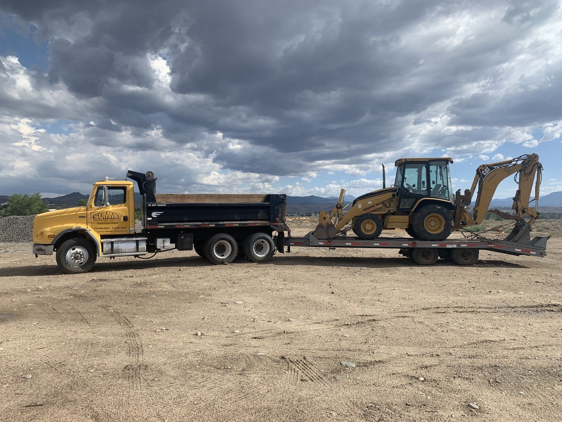 Dump+Truck+Tractor-1920w.jpg