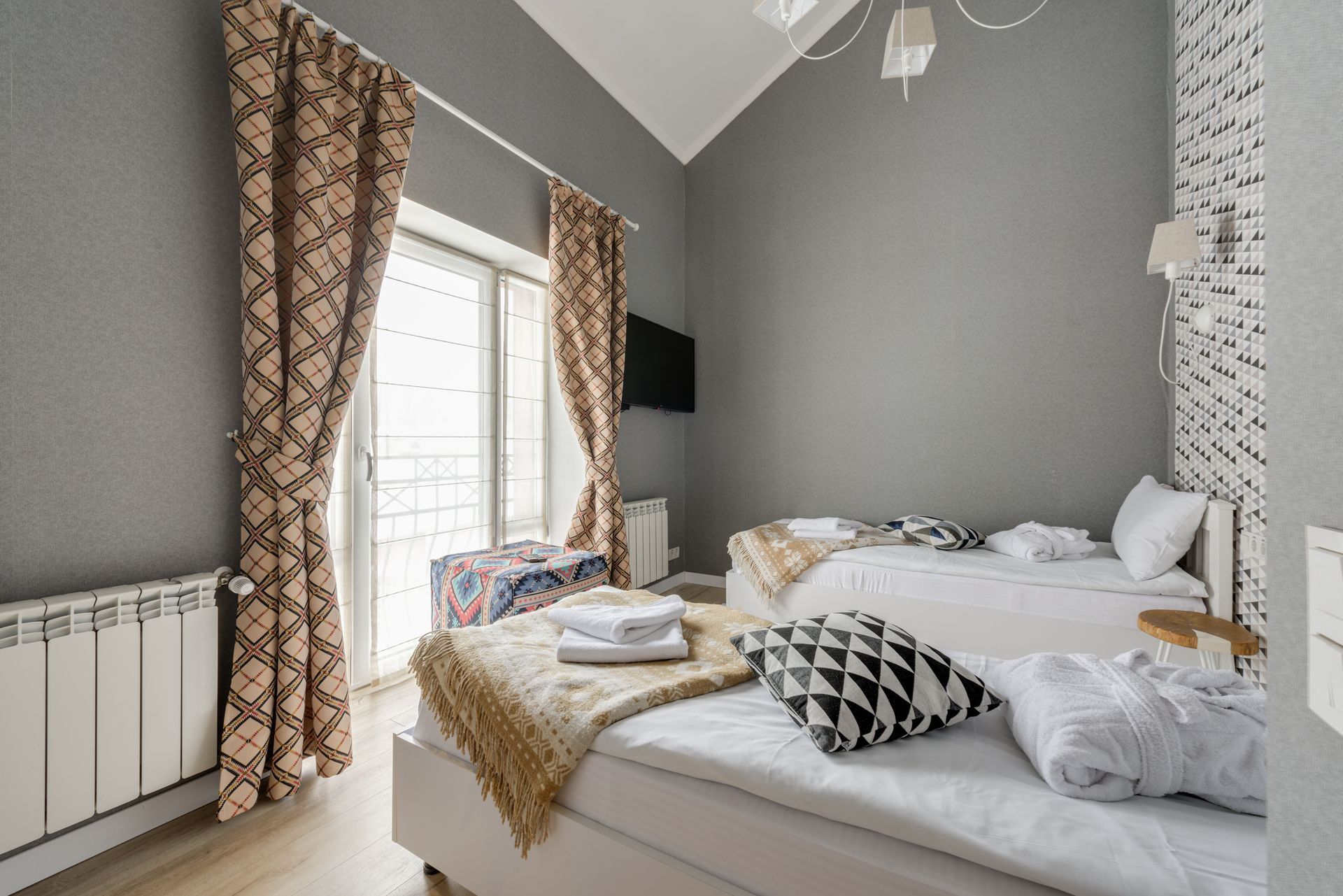 Bedroom interior in a Staylo Palmetto
vacation rental