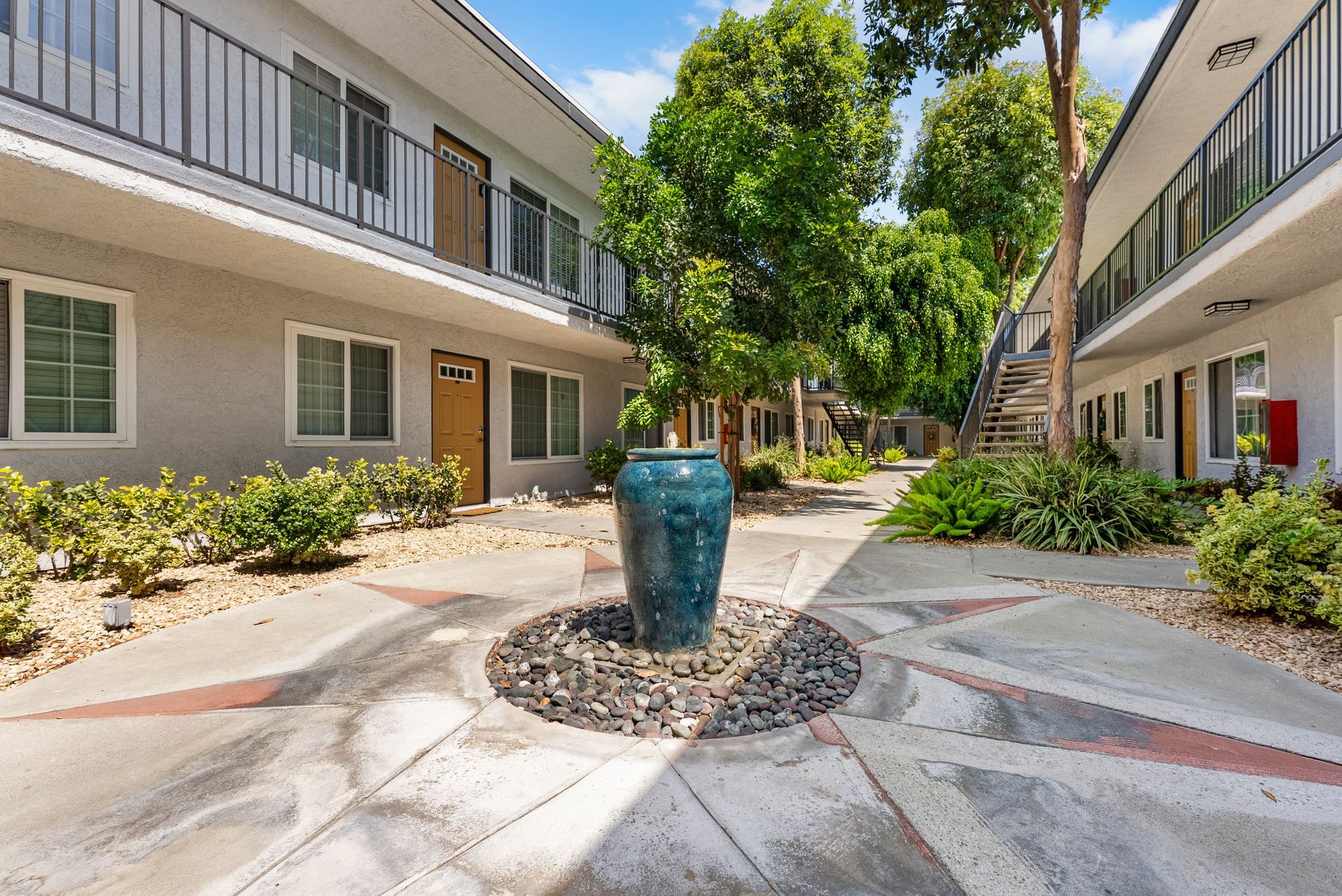 courtyard with fountain