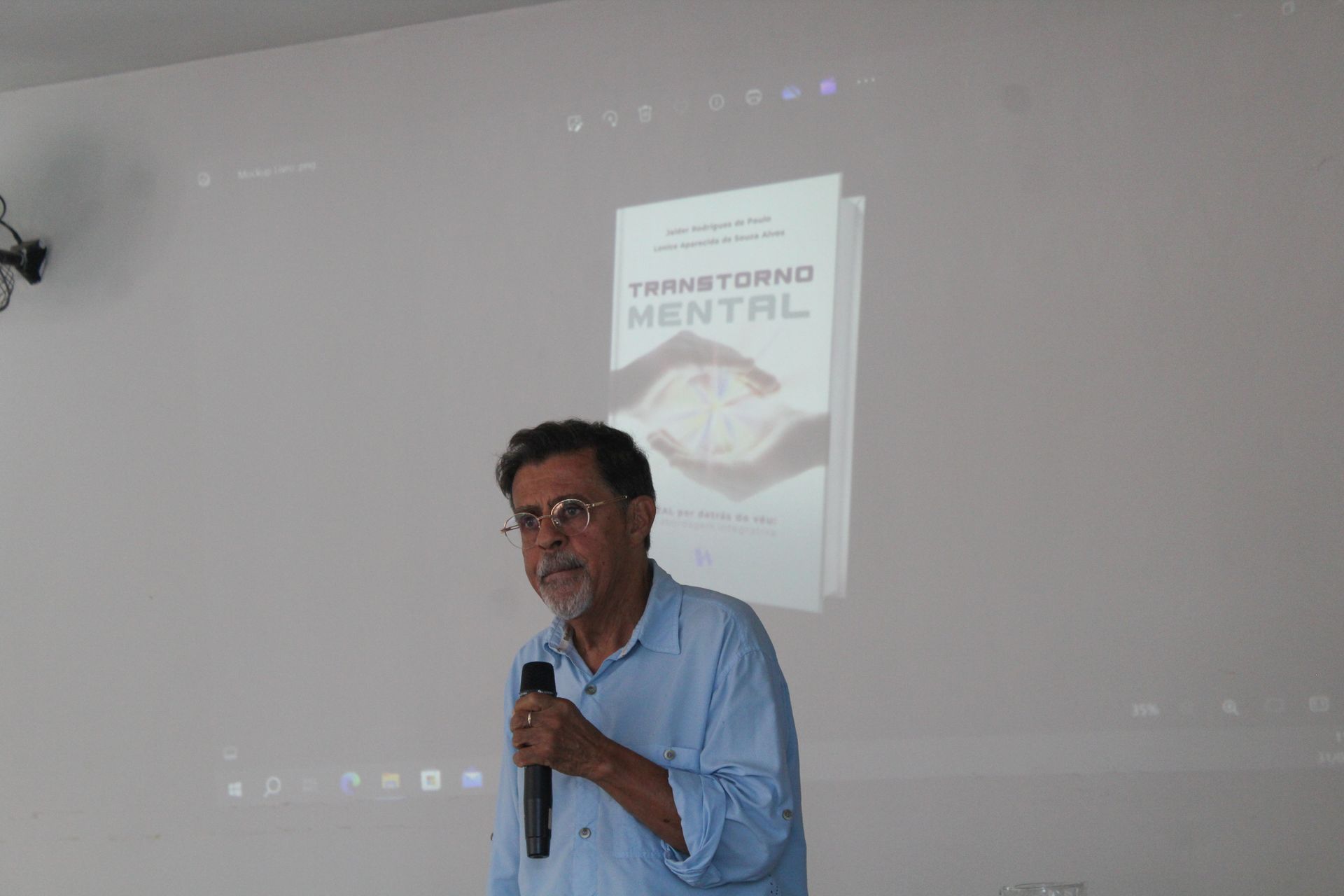 Dr. Jaider Rodrigues fala sobre o livro “Transtorno Mental – o Heal por detrás do véu” na III Jornada do Heal