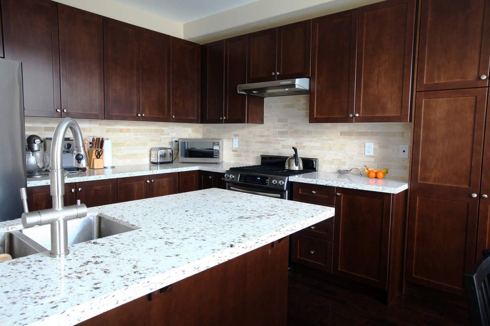 Kitchen With Quartz — San Leandro, CA — Best Marble