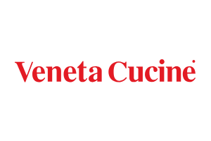 Logo Veneta Cucine in testo rosso su sfondo bianco.