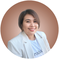 Krisette Lim SEO content strategist and bootcamp facilitator - WRITEATHON content workshop Makati Philippines