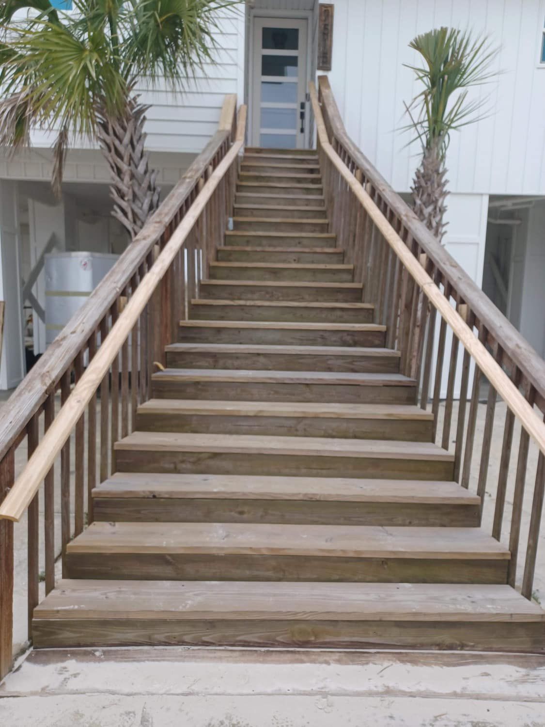 Before Fixing The Stairs - Fort Walton Beach, FL - Swear Fence & Lawn Installations LLC