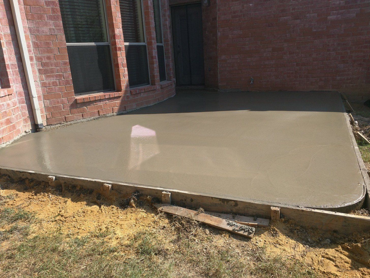 New grey concrete freshly poured for a residential home in North Mandurah area.