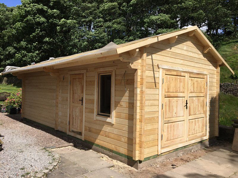 Burnley Garden Log Cabin