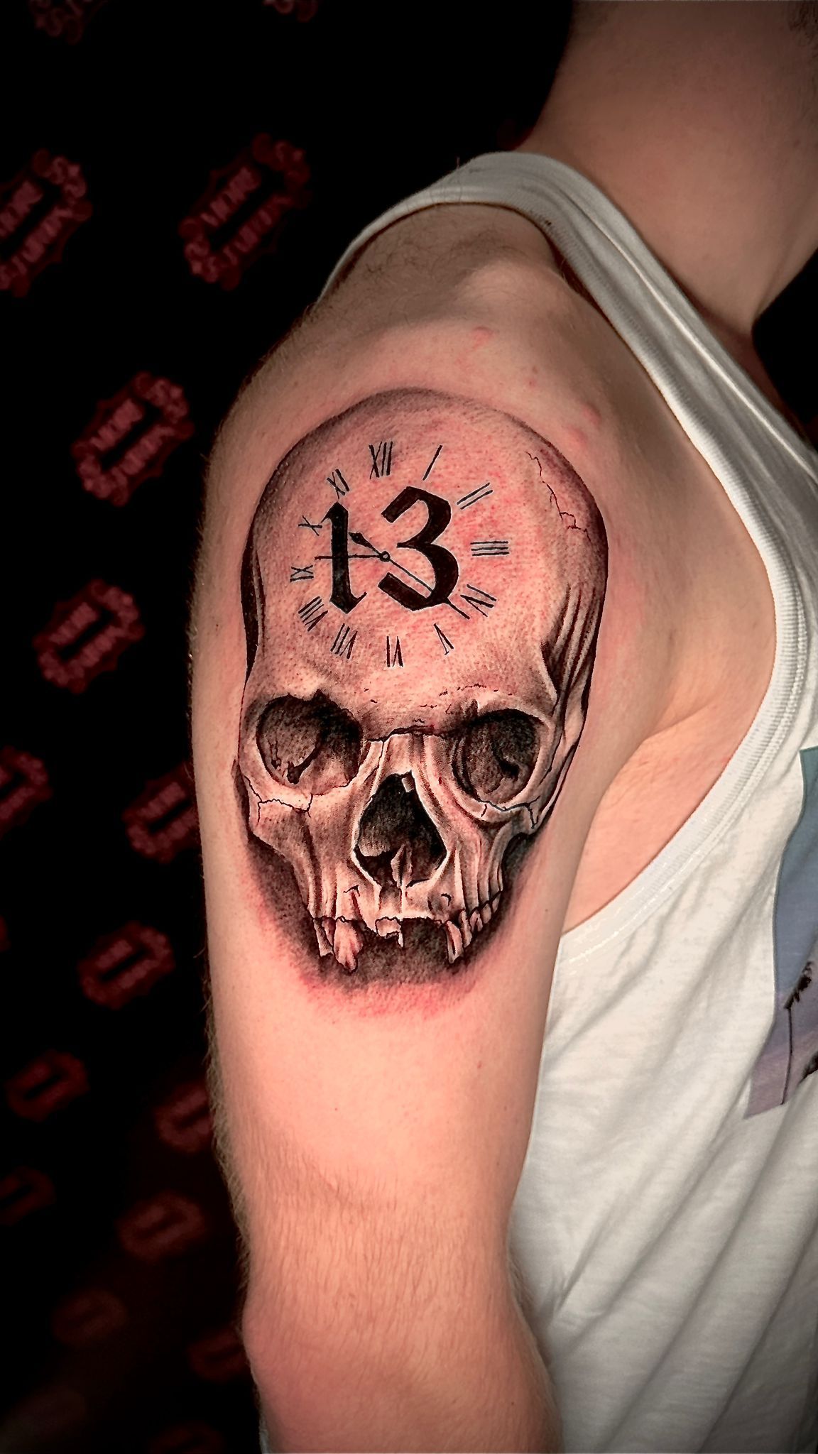Totenkopf Tattoo aus Limburg Black and White