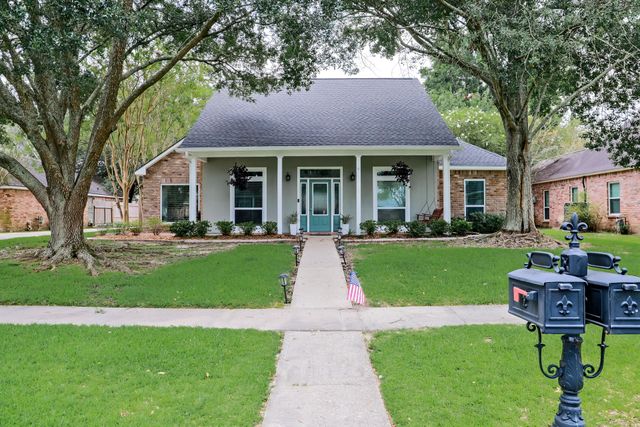 Tree Roots Growing Underneath Foundation | RVA Foundation