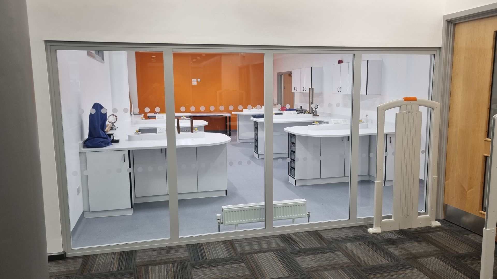 EI30 (30/30) Steel Glazed Fire Screen installed in to an educational setting 