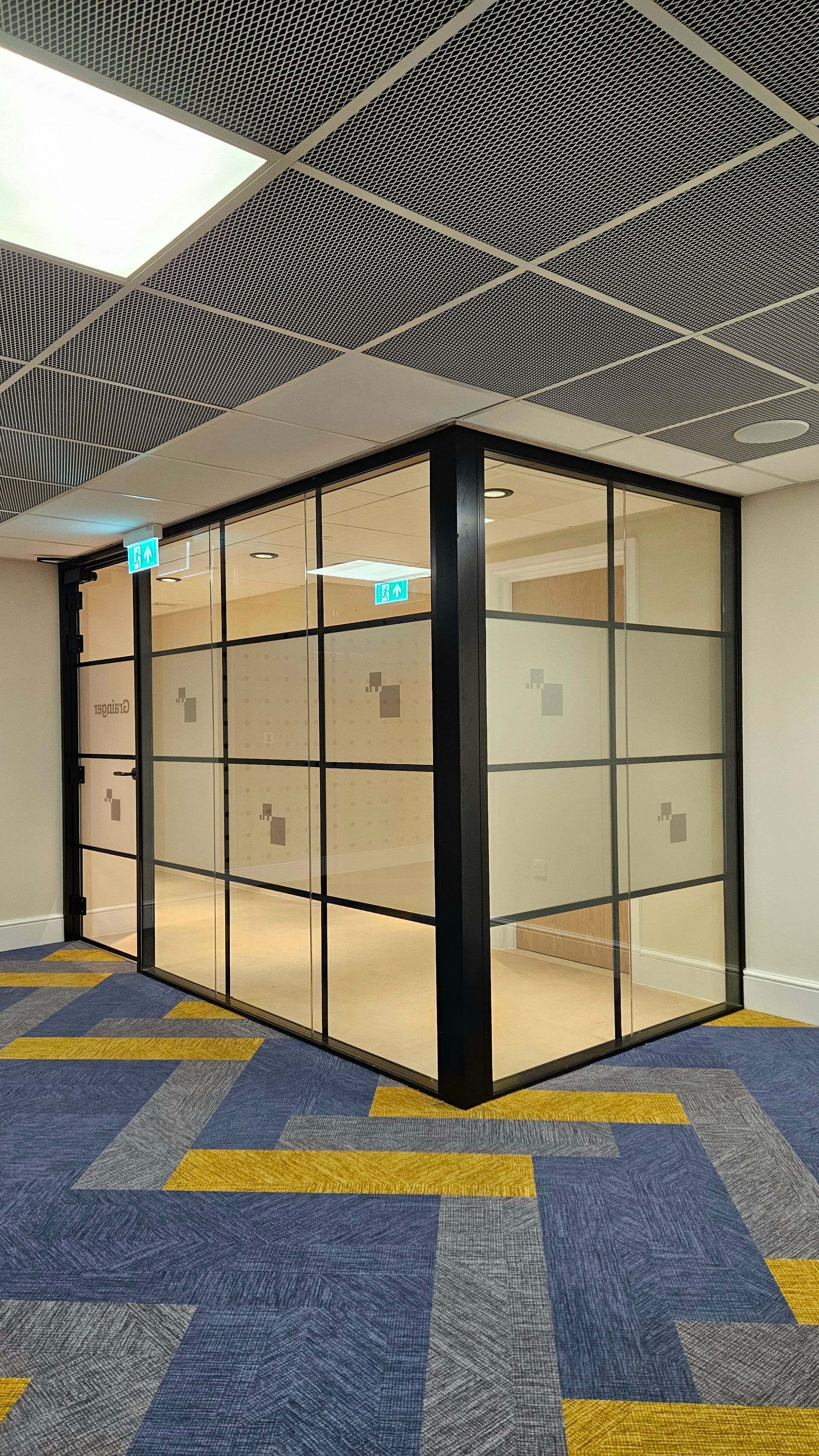 30 Minute (E30) Aluminium Double Glazed Fire Screen 