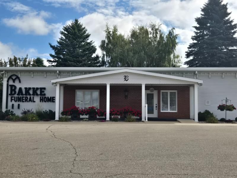 Bakke Funeral Home