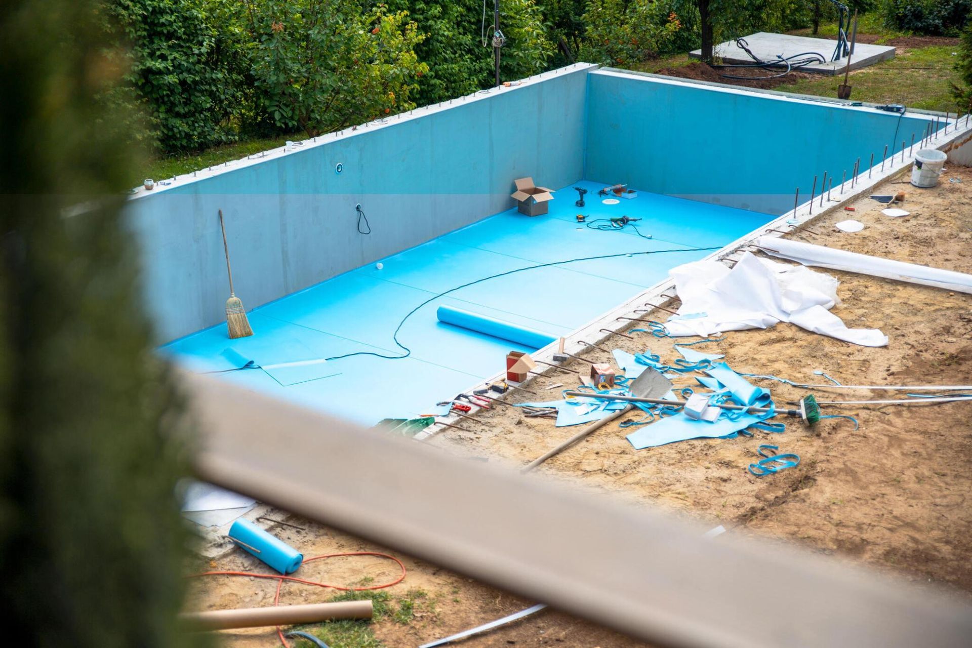 Top 7 Pool Renovation Trends in 2024: Expert Advice from a Trusted Pool Contractor