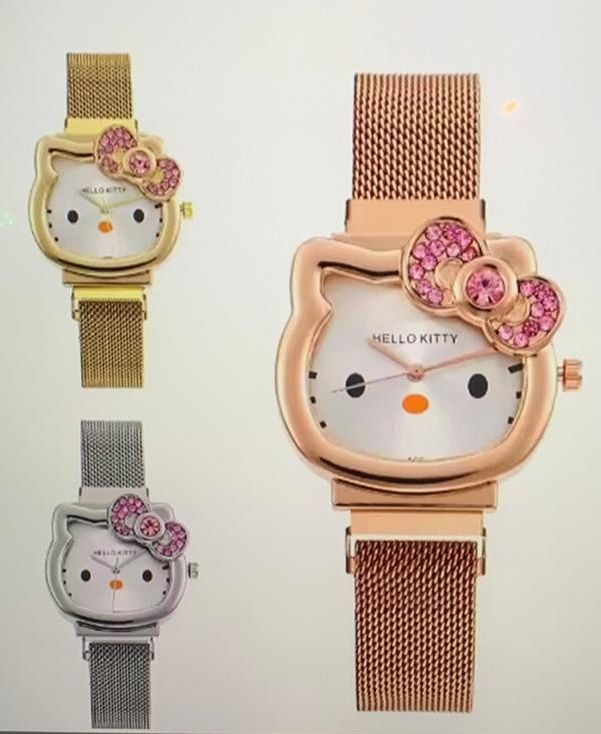 Een hello kitty horloge met een mesh band