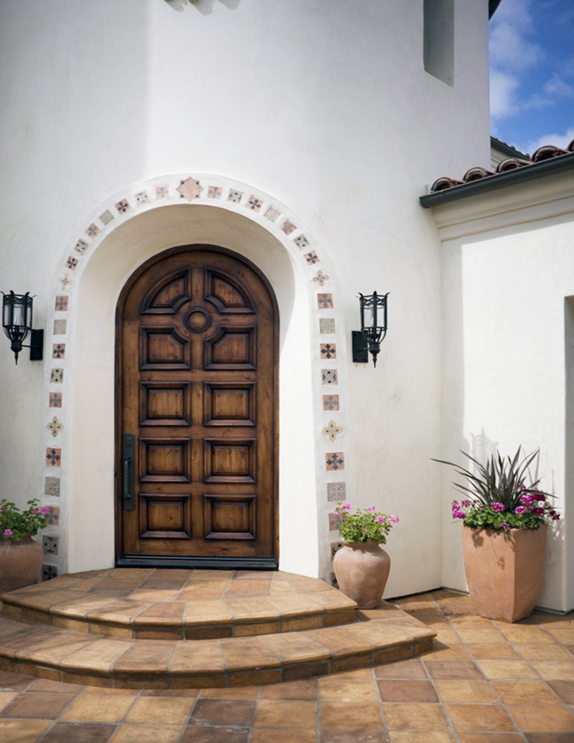 Ladera Ranch Santa Barbara exterior designed by Oatman Architects