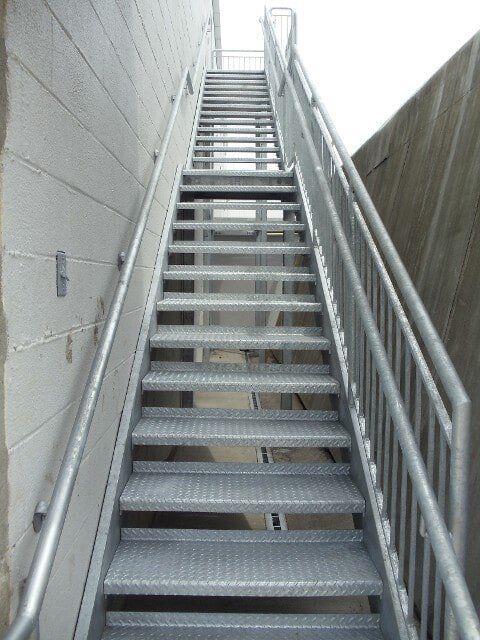 After Hangar Renovation #2 — Chester, VA — ARW Contracting, Inc.