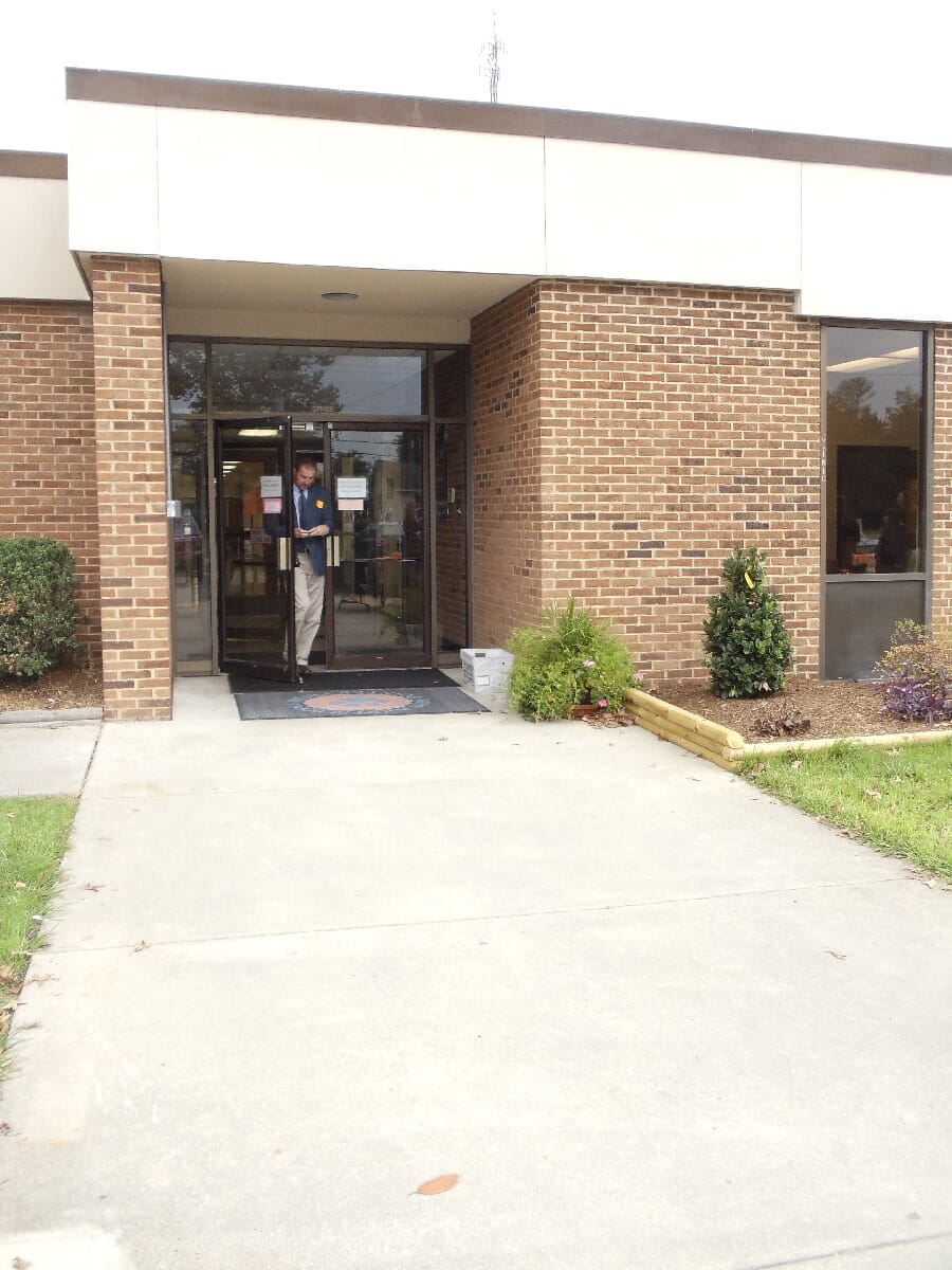 Renovating Canopy And Facade #15 — Chester, VA — ARW Contracting, Inc.