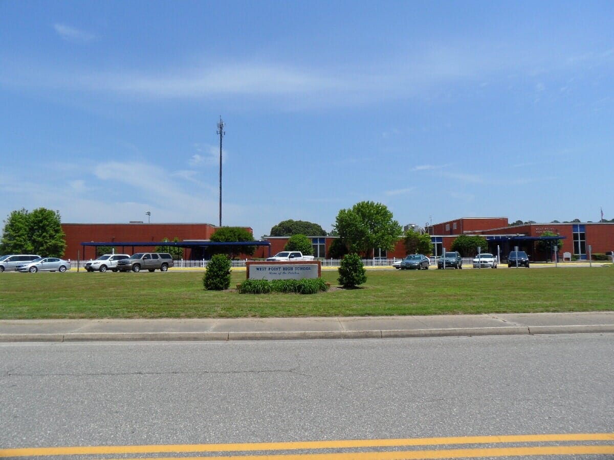 Renovating Canopy And Facade #19 — Chester, VA — ARW Contracting, Inc.