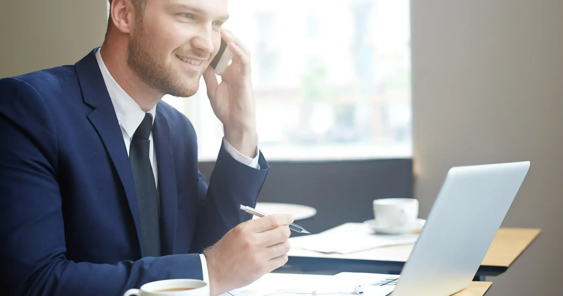 Professional Getting Calls from Corporate Recruiters for Ideal Jobs