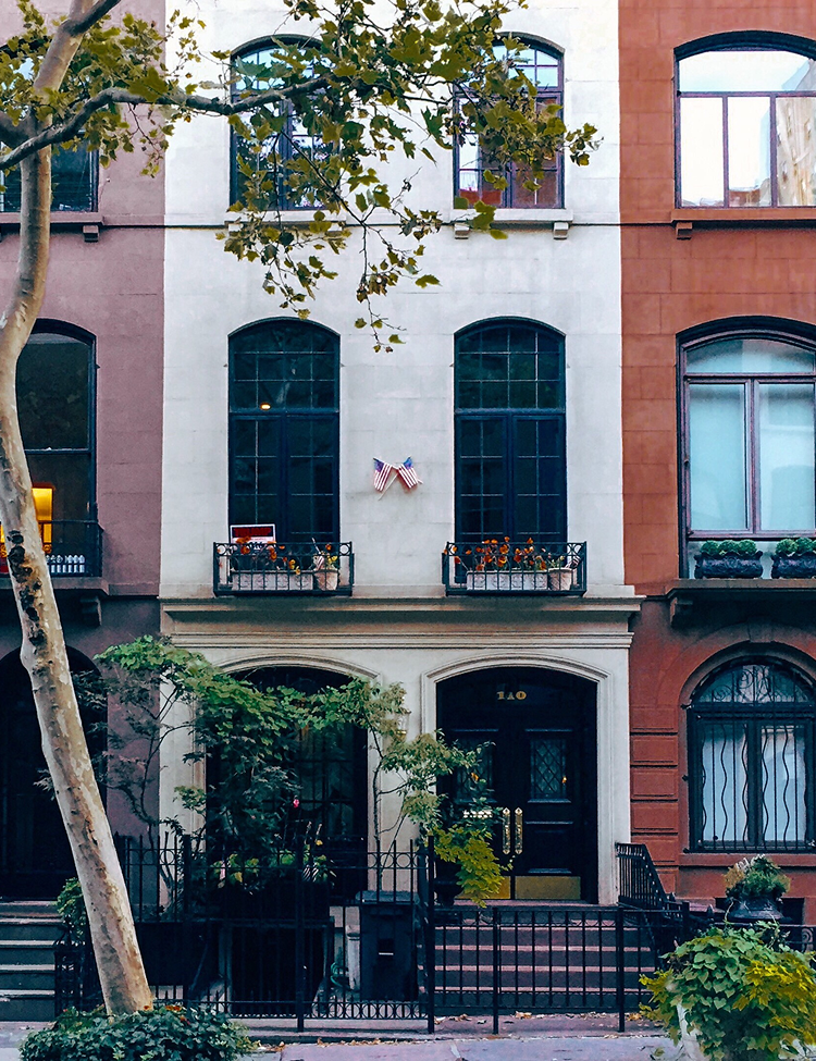 Row of townhouses in varying colors