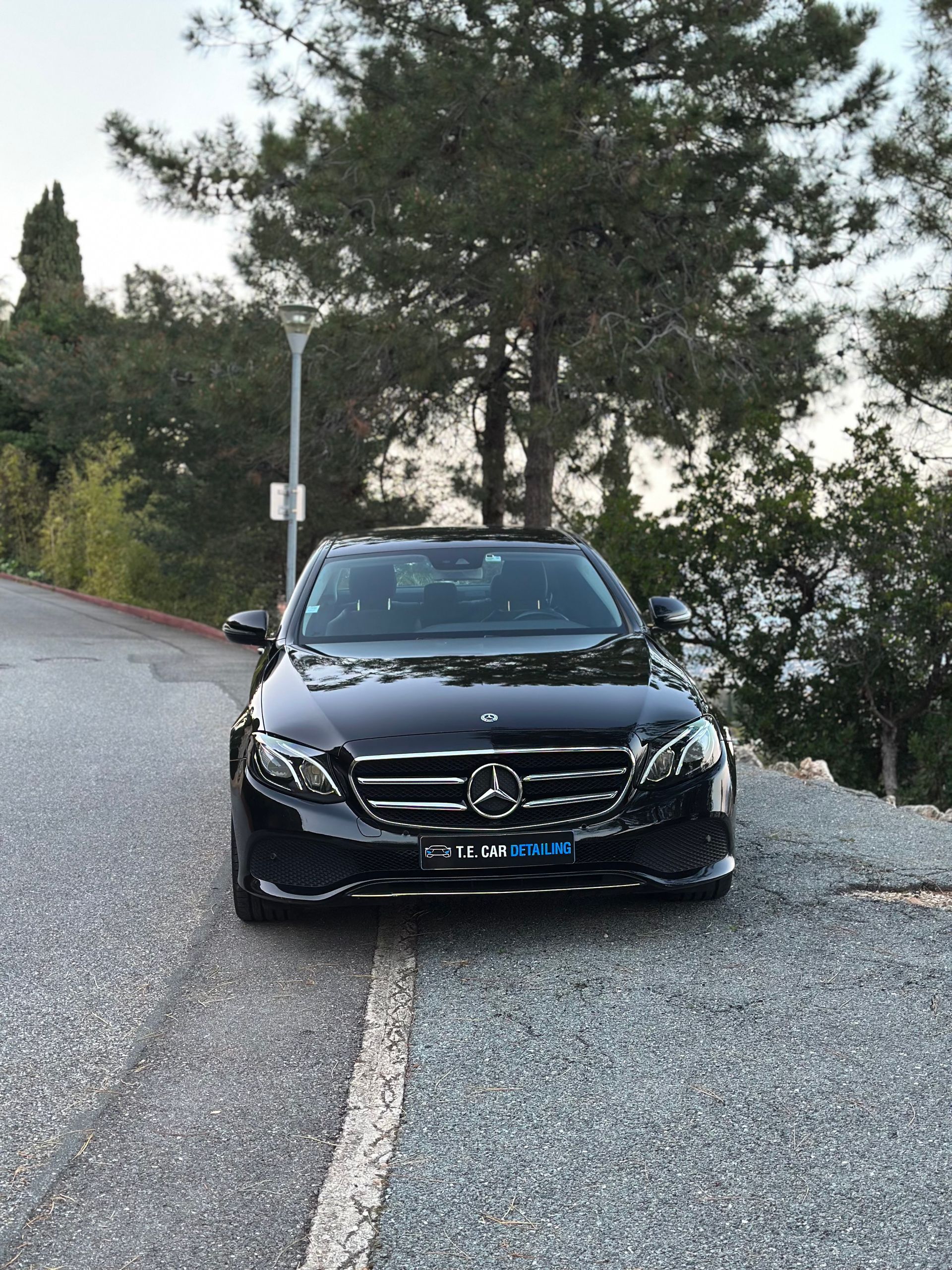 Mercedes E-Klasse na een polijst behandeling.