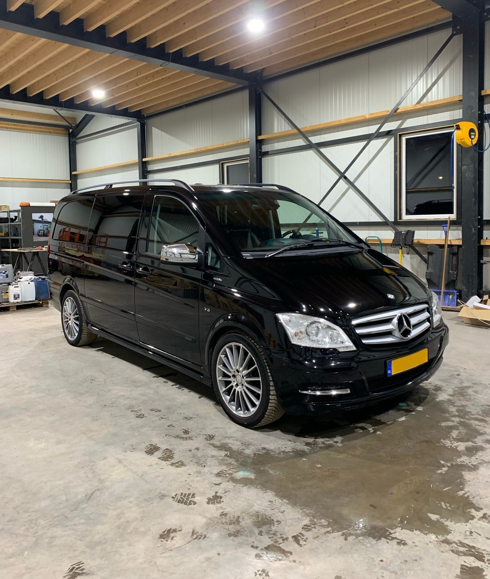 1 staps polijsten, verwijderd krassen en laat uw lakwerk weer stralen