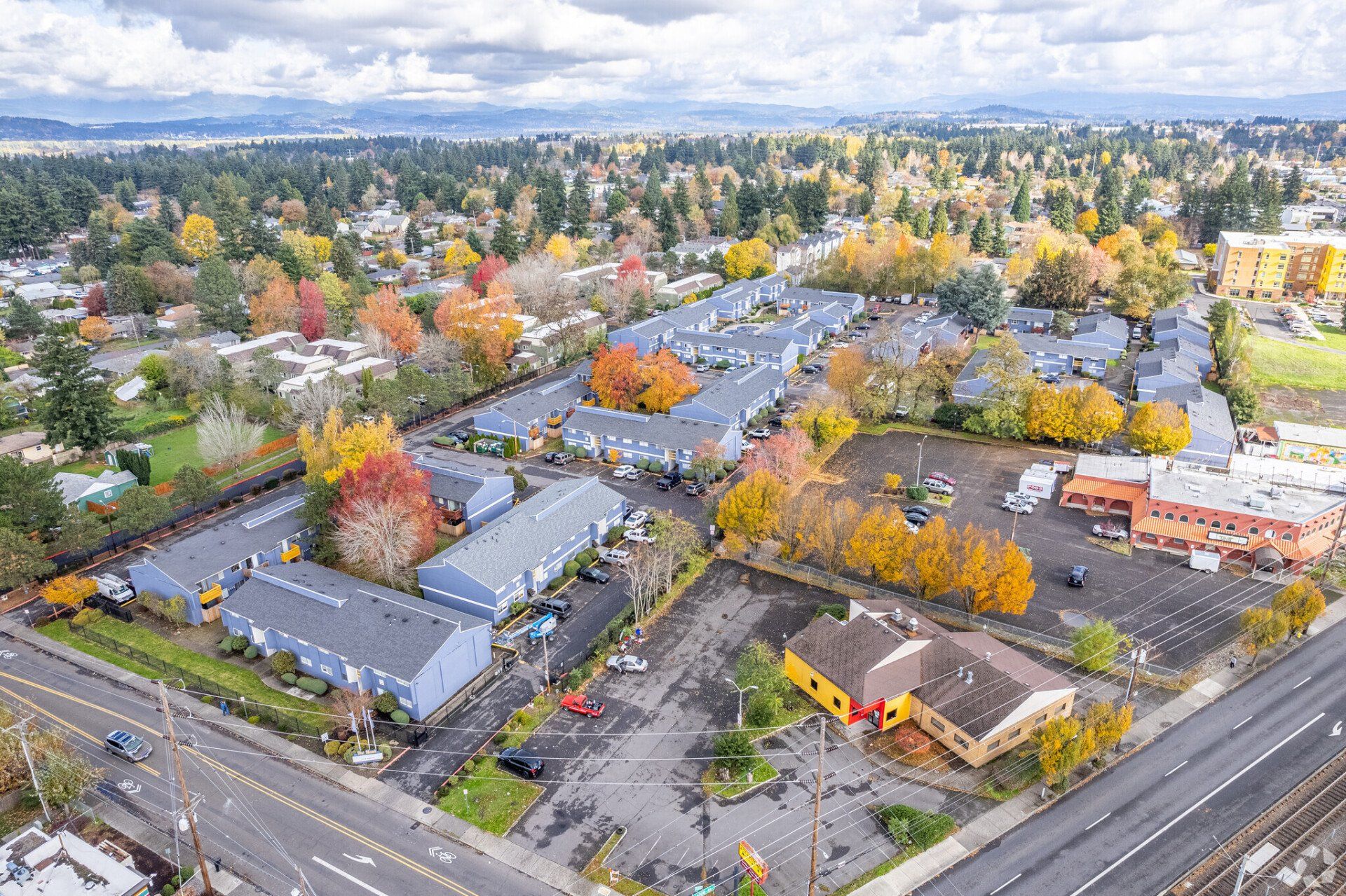 Next Wave Acquires 180-Unit Multifamily Asset in Oregon for $34M