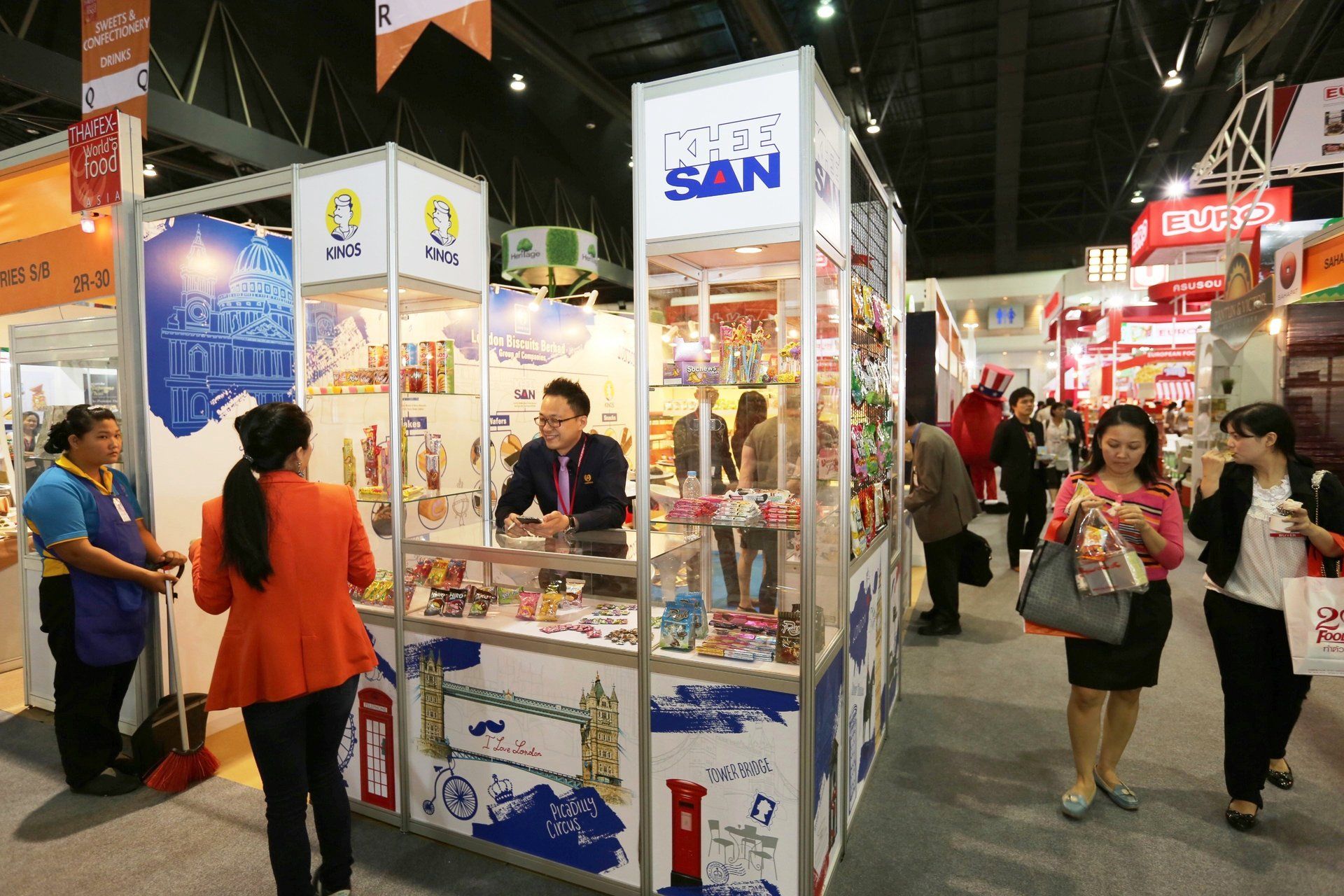 London Biscuits @ Thaifex 2014. Booth designed & built by Essential Global Fairs.