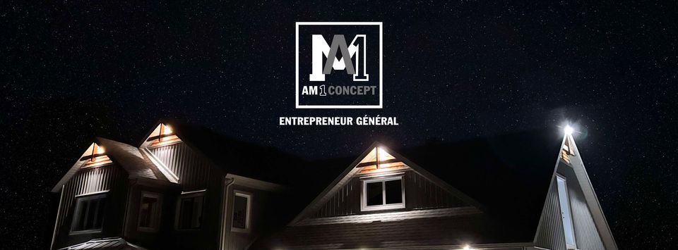 Une maison est éclairée la nuit avec un logo m1 au-dessus.