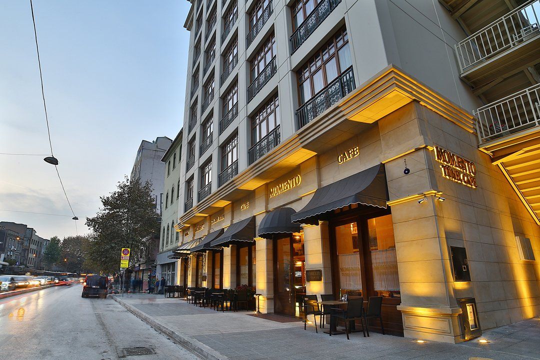 momento hotel karakoy