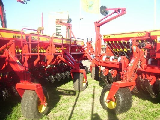 Lorea Tractores - Venta y reparación de tractores