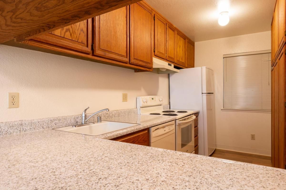 Oak Garden Apartments