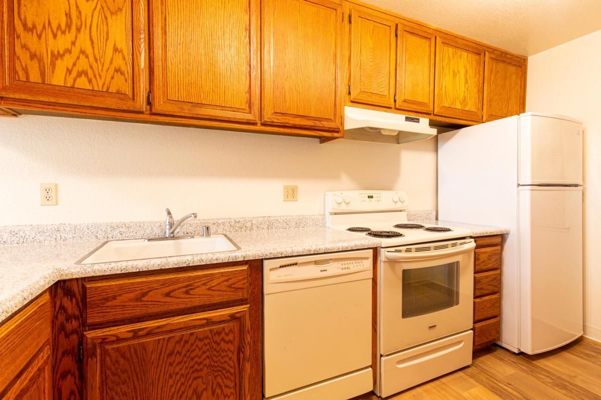 Oak Garden Apartments