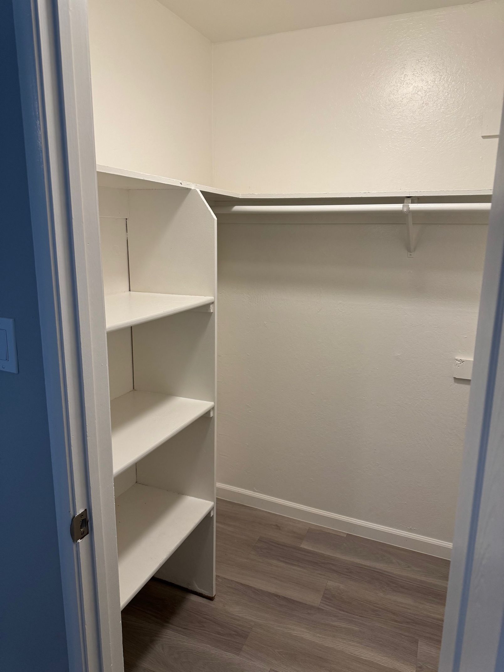 Royal Arms Apartments