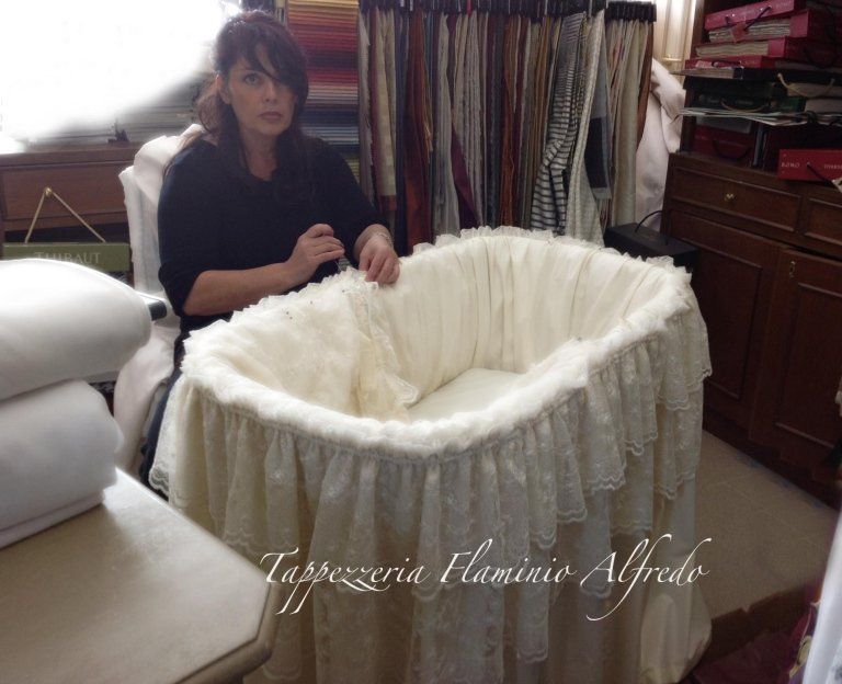 culla con tappezzeria personalizzata