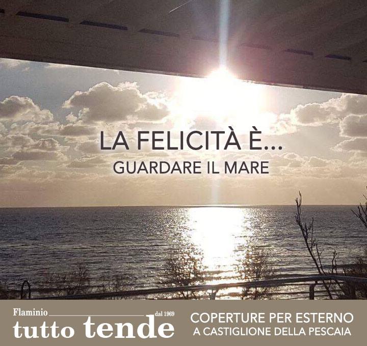 pergola in riva al mare