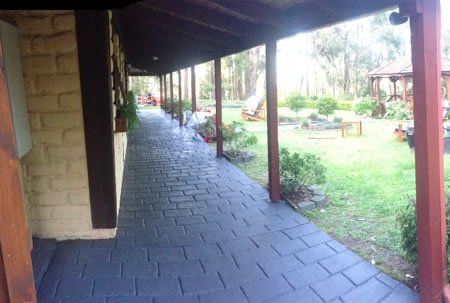 Colour sealing stamped concrete, better than painting!
