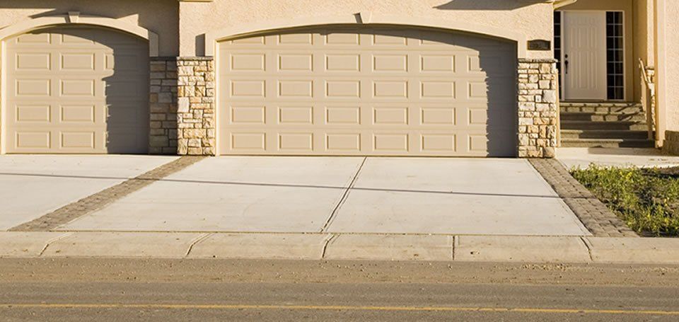 CONCRETE SEALING: Concrete driveway sealing for long term protection