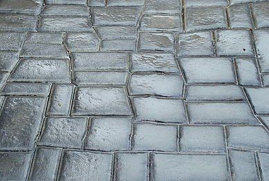 Most wet look sealers are of the solvent-based, acrylic type. Over the last few years penetrating sealers have evolved that also darken the surface without the glossy look. Often used on paver sealing and stone sealing jobs where the gloss is not desired. 