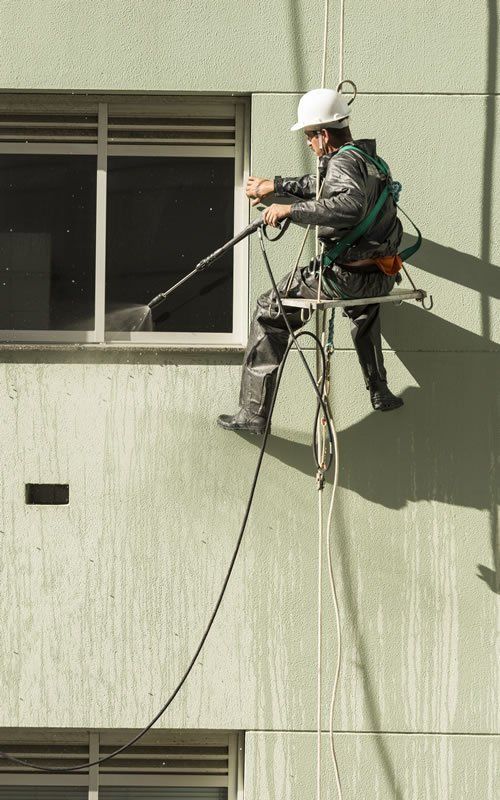 Abseiling For: Facade Cleaning | Wall Cleaning | Building Wash-Down | Bird Dropping Removal | Heritage Building Clean | High Access Cleaning | Brick Cleaning