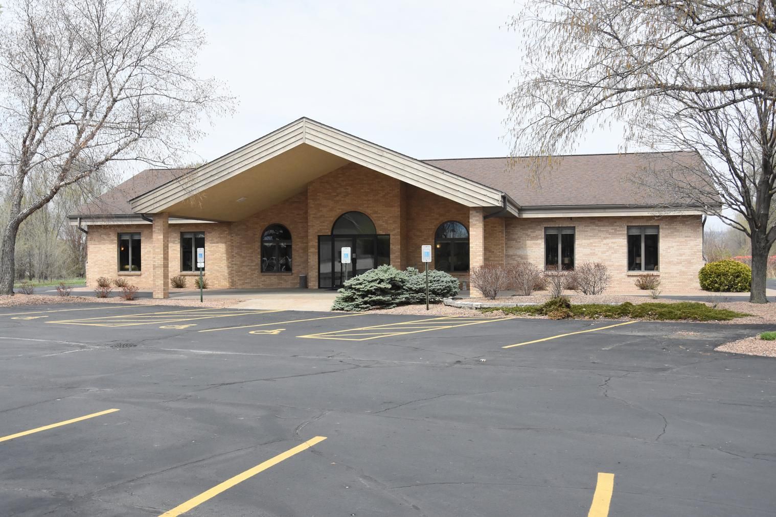 Schumacher-Kish Funeral and Cremation Services Onalaska Building