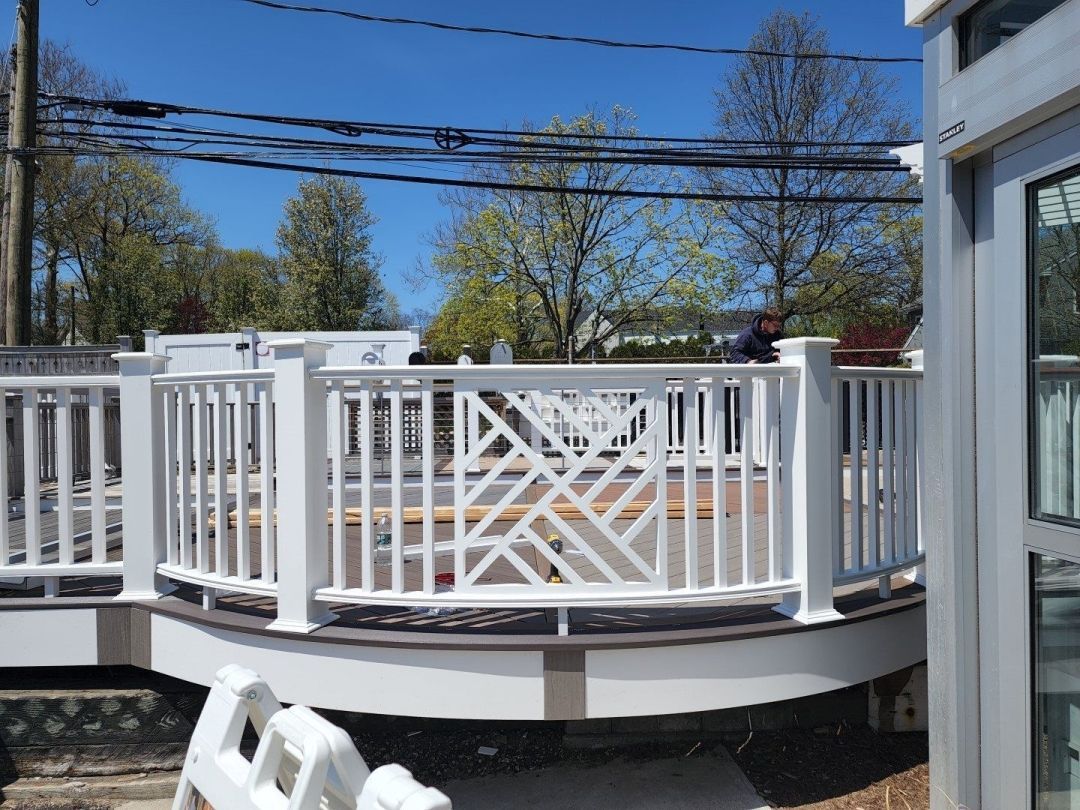 heat bent composite deck with custom designed railing