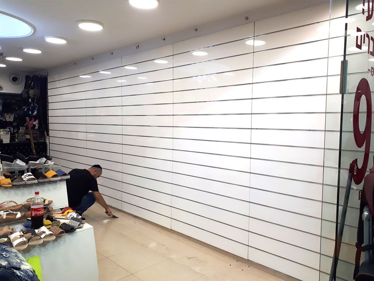 פלטות מחורצות - המושבניקים