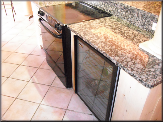 Counter and tile - North Providence, Rhode Island - Imperial Tile