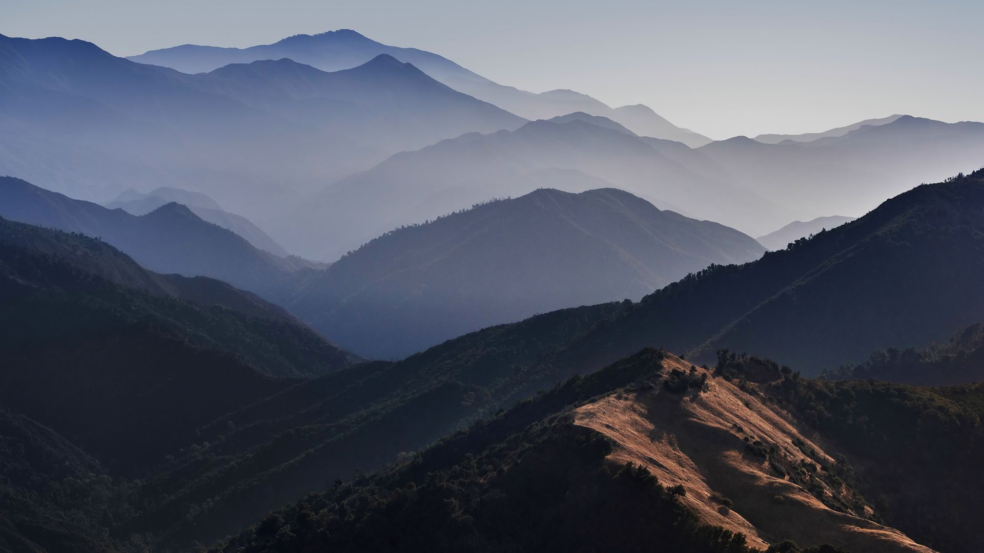 Mountain Scenery macOS Wallpaper