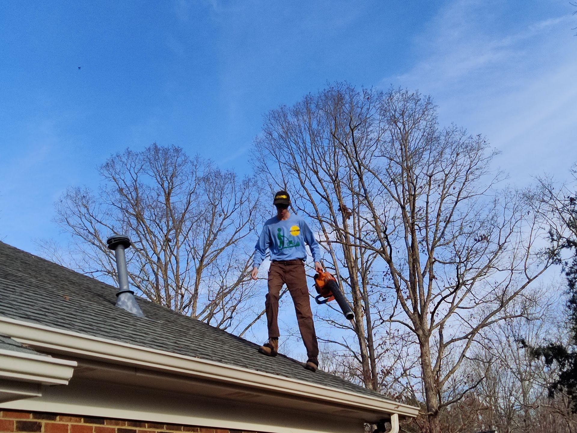 residential gutter clearing service completed